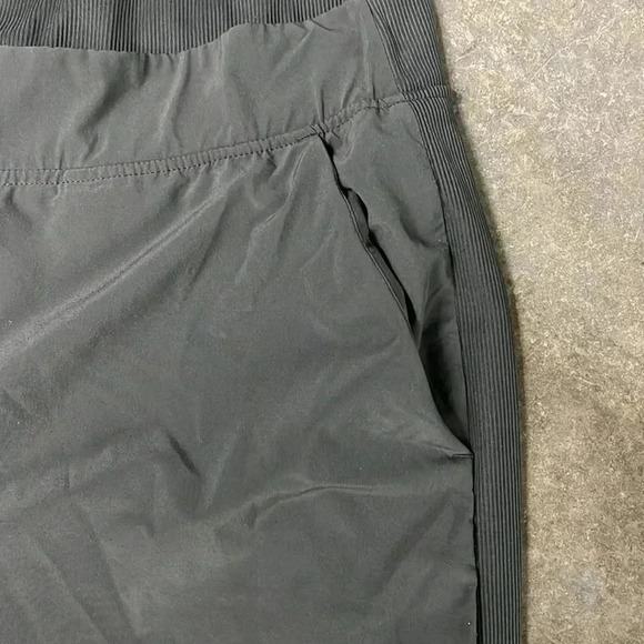 Athleta Brooklyn ankle pant size 18 - Picture 2 of 5